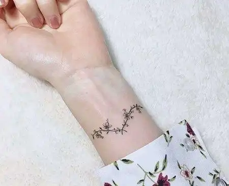 小清新手腕纹身图案