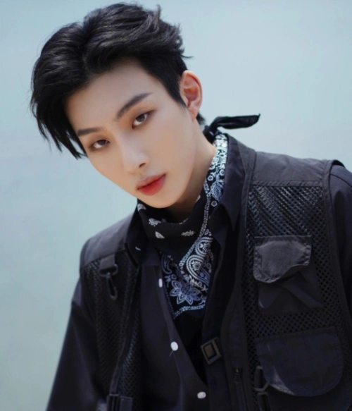 创4学员奥斯卡被私生饭偷拍还幻想发生不可描述的关系