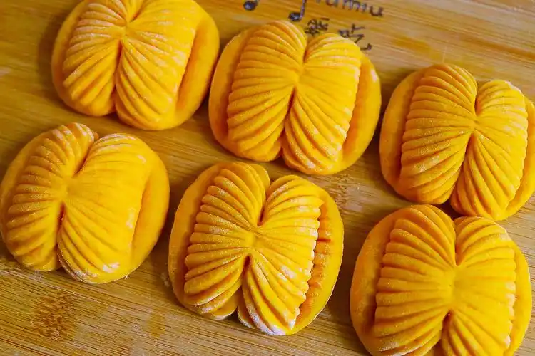 教你用南瓜做花样面点懒人手法不用擀皮零基础轻松学会