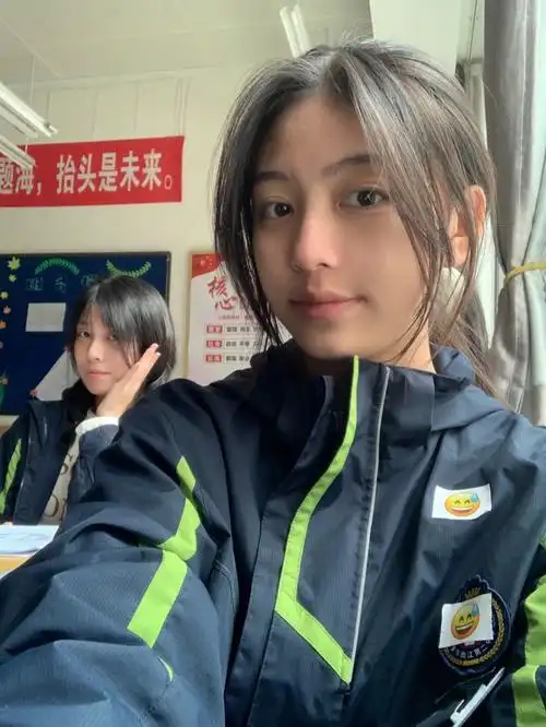 非常喜欢这张照片#素颜  #女高中生  #我的日常  #表演生