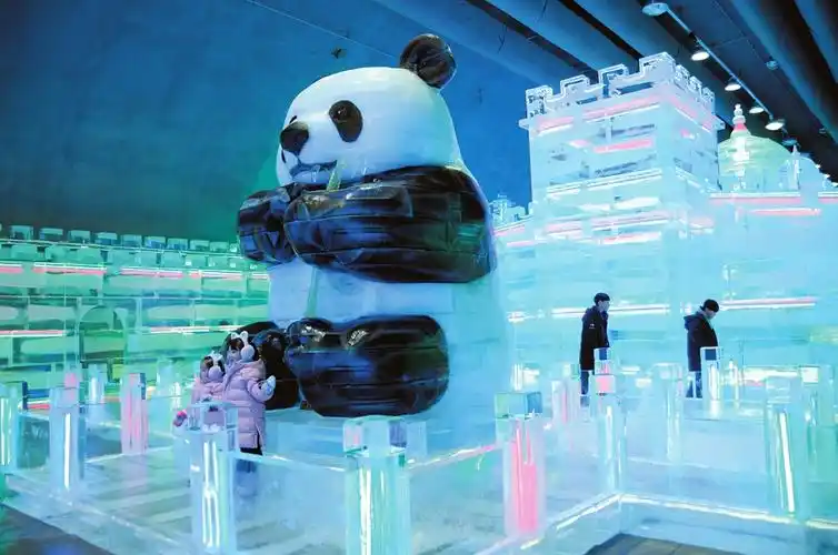 哈尔滨冰雕亮相韩国华川山鳟鱼节