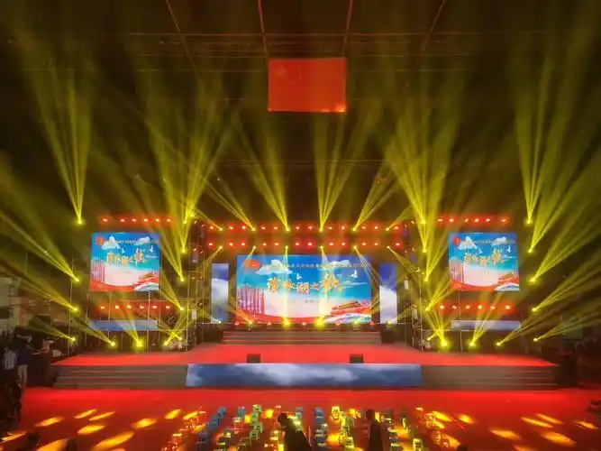 高清led显示屏 150元/平方-舞台灯光设备租赁_舞美音响背景租赁_舞台