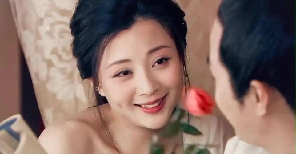 武媚娘时期所谓背薄一寸,年轻十岁,那么殷桃是怎么做到身体这么好的呢