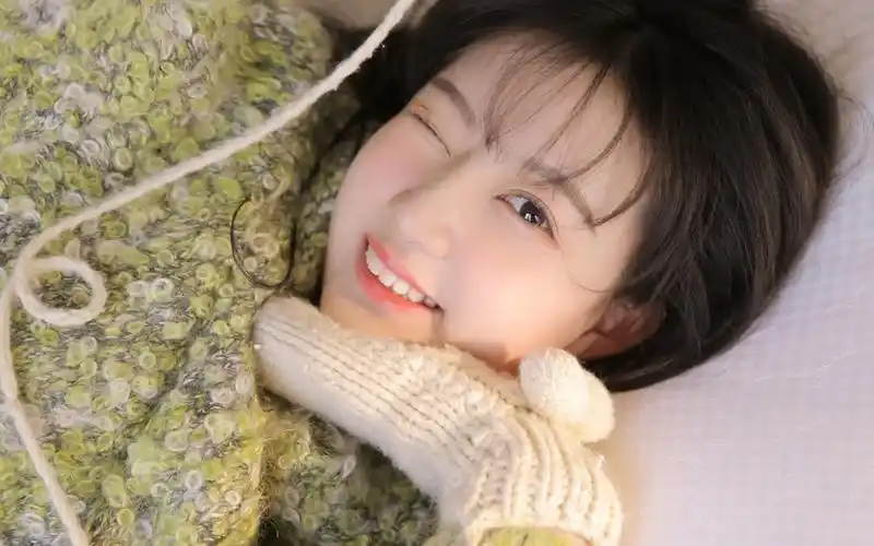 甜美长发女生图片49