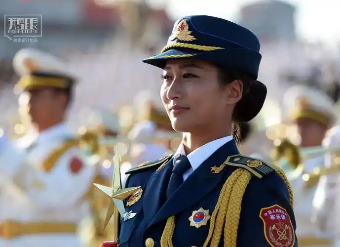 主题:【鹅眼】聚焦阅兵式上的女兵