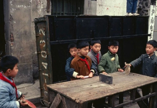 高清老照片:80年代的那些游戏场景,今天基本都已消失,只剩记忆