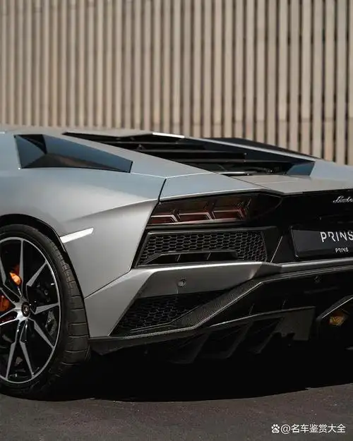 aventador s:兰博基尼的速度与激情之作