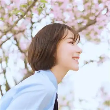 女生小清新青春可爱头像2021最新你的一眼折磨了我整个青春