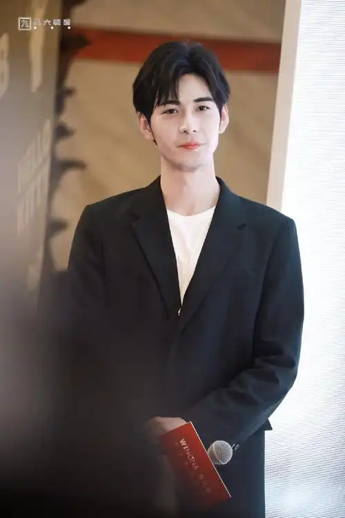 【持续更新】2019/7/27 陈星旭薇诺娜见面会生图集中楼