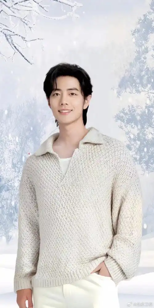 肖战穿白色毛衣太温柔了