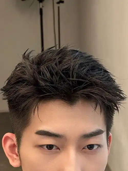 脸方,脸圆等等脸型都适合的发型而且简约干净清爽 不浮夸 上班族 学生