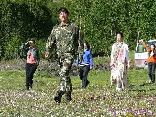 《一路格桑花》收视小胜 另类解读80后军人情感