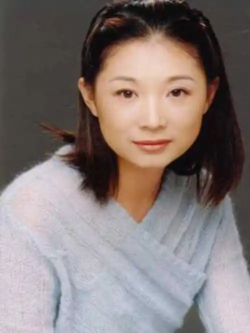 钱琳琳,是央视知名女主持人,担任《九州艺苑》,《汽车旋律》,《中国