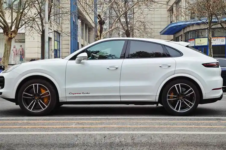 cayenne coupe turbo,卡宴家族仅次于turbo gt第二快的车_保时捷