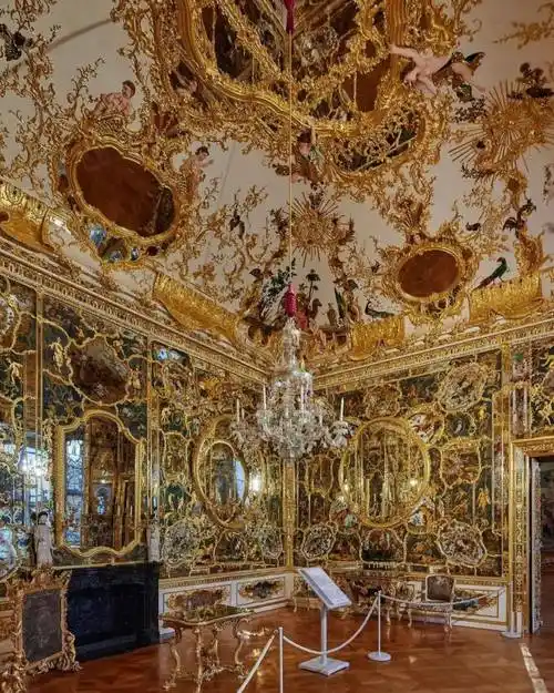 这是一座因为"妒忌"而建造的绝美宫殿