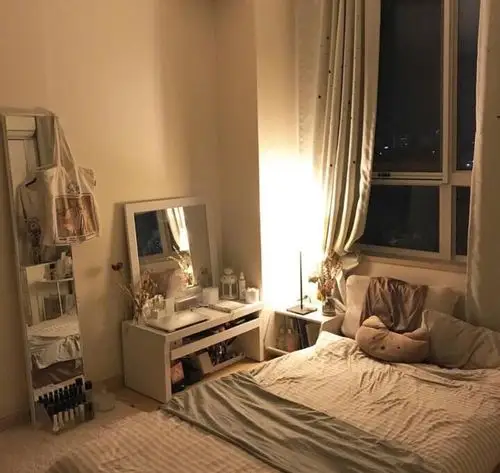 女孩的单身卧室