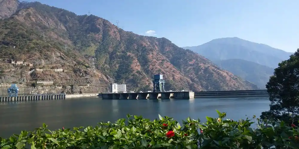 雅砻江二滩电站