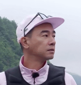 陈小春帅气眼神可爱gif动图_动态图_表情包下载_soogif