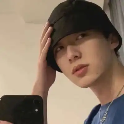 男生头像冷酷帅气图片真人