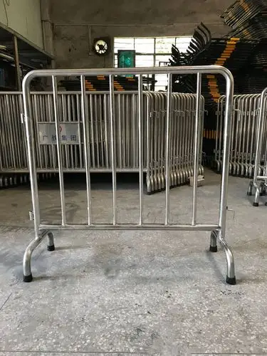 不锈钢铁马活动脚护栏道路隔离栏304马拉松活动隔离栏杆出租批发