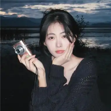 导读:小编给大家分享一组成熟稳重的女生头像.