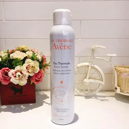 热销法国雅漾喷雾 补水保湿爽肤水