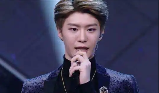 《偶像练习生》范丞丞唱出成长经历:疑回应"范冰冰私生子"传闻