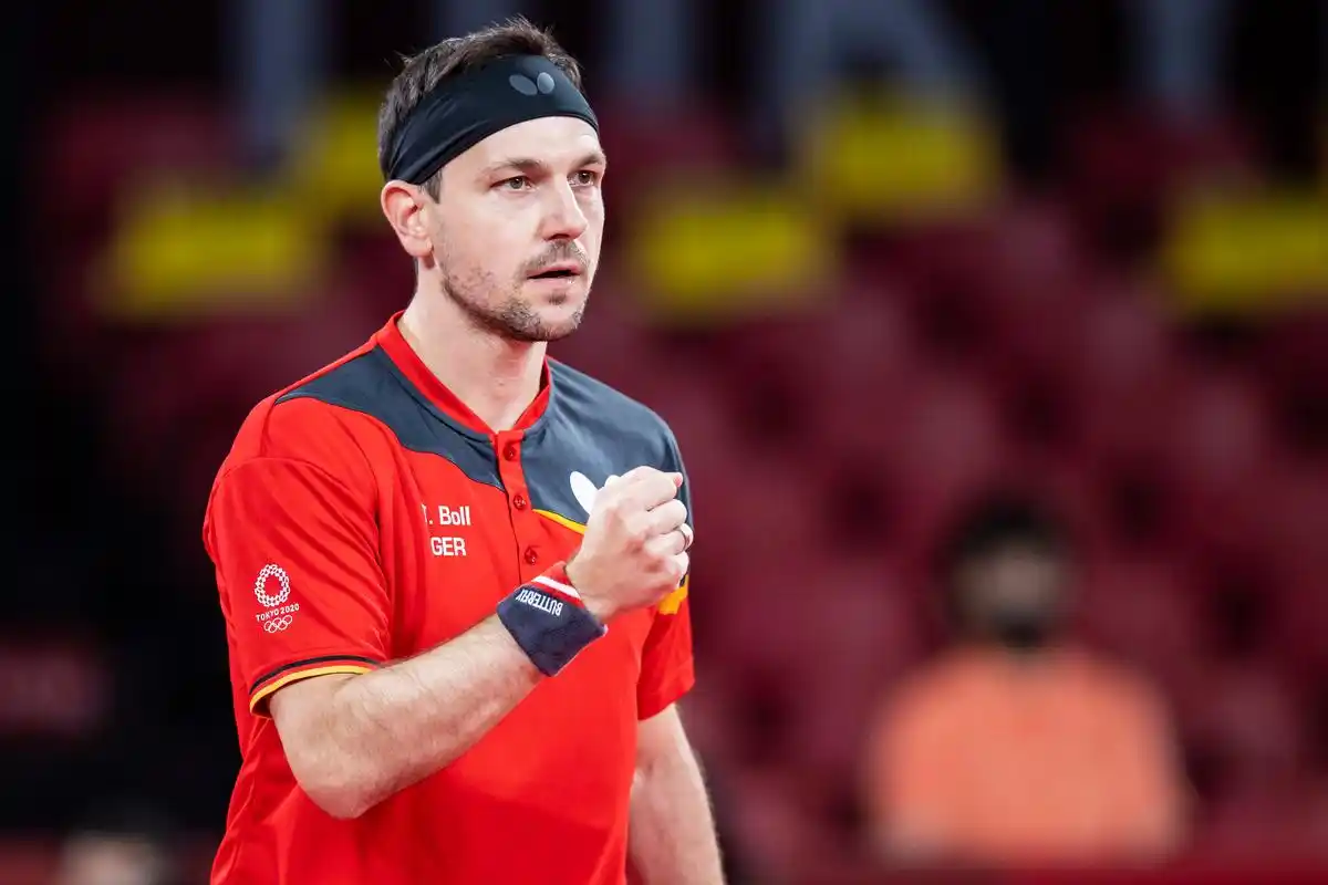 一人对抗国乒四代球员40岁的波尔在掌声中告别