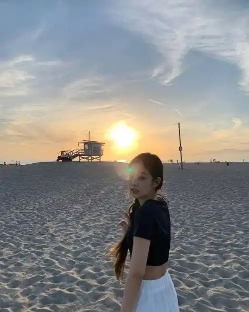 jennie[超话]##jennie照片