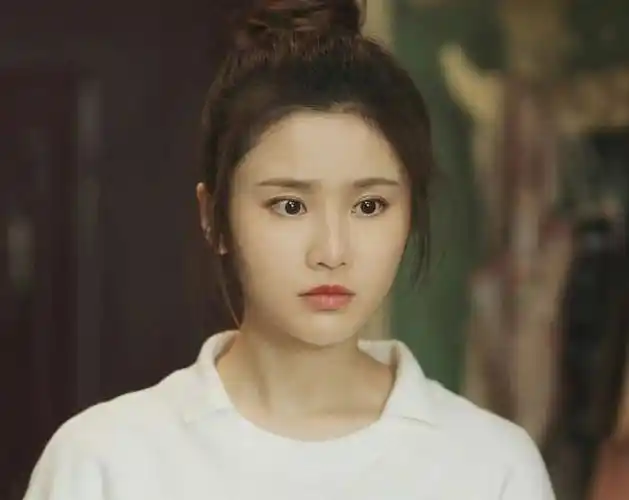 谋女郎张慧雯高开低走,《栀子花开》女主现在却不如她