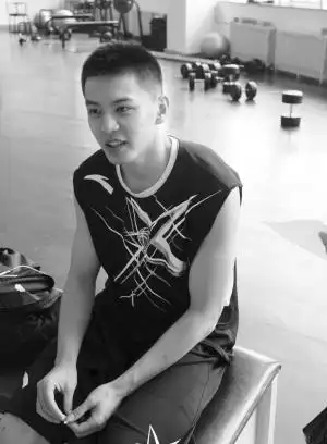 这个体坛靓女是杨鸣那个她? 窦宝宝是艺体明星