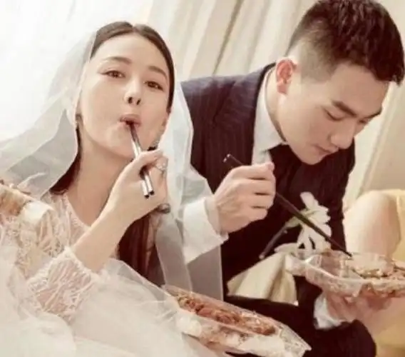 何捷根正苗红未曾想过聚女明星为啥最后娶了张馨予