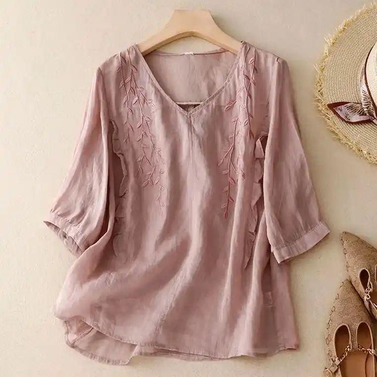 这款棉麻七分袖上衣真的太舒适了!v领设计显瘦,亚麻质地透气清 - 抖音