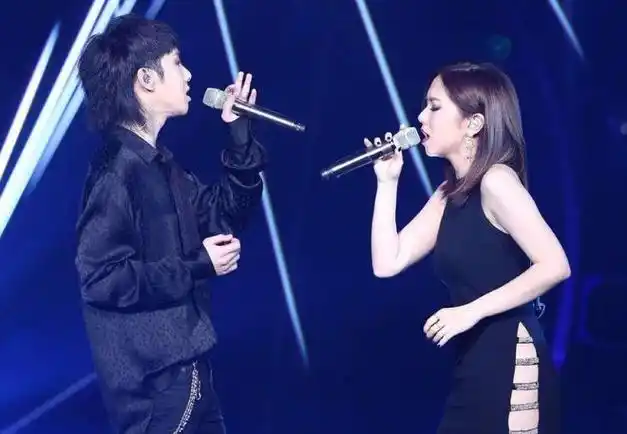 回顾被邓紫棋写进歌里的3个男人,林宥嘉被骂得最惨