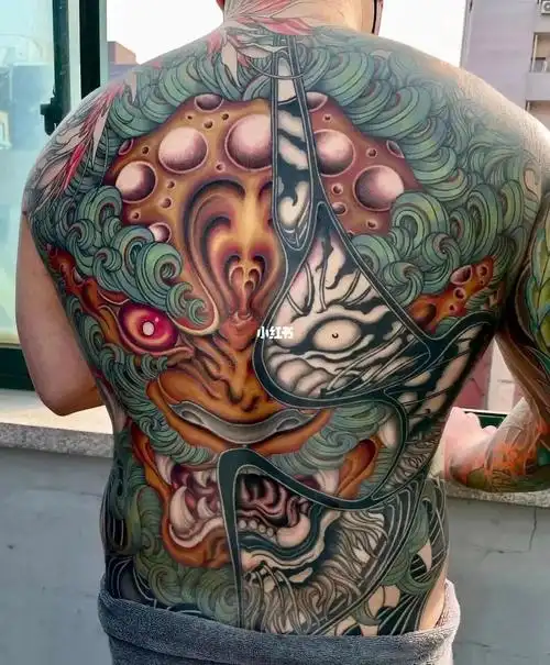 传统纹身  #纹身  #长沙纹身  #唐狮纹身  #满背纹身