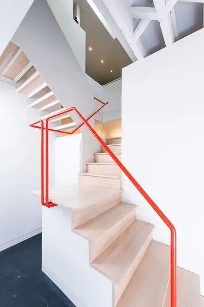 楼梯扶手 · 转角