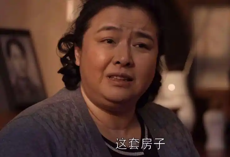 曾貌比钟楚红如今却发腮成胖妈妈王澜的美有多少人记得