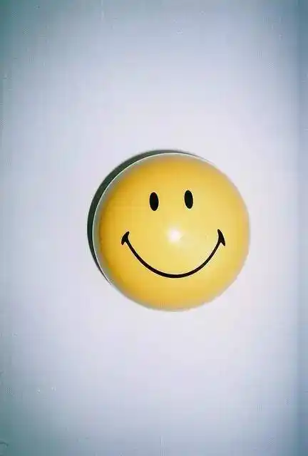 做让自己快乐的事,和让你开心的人呆一起.