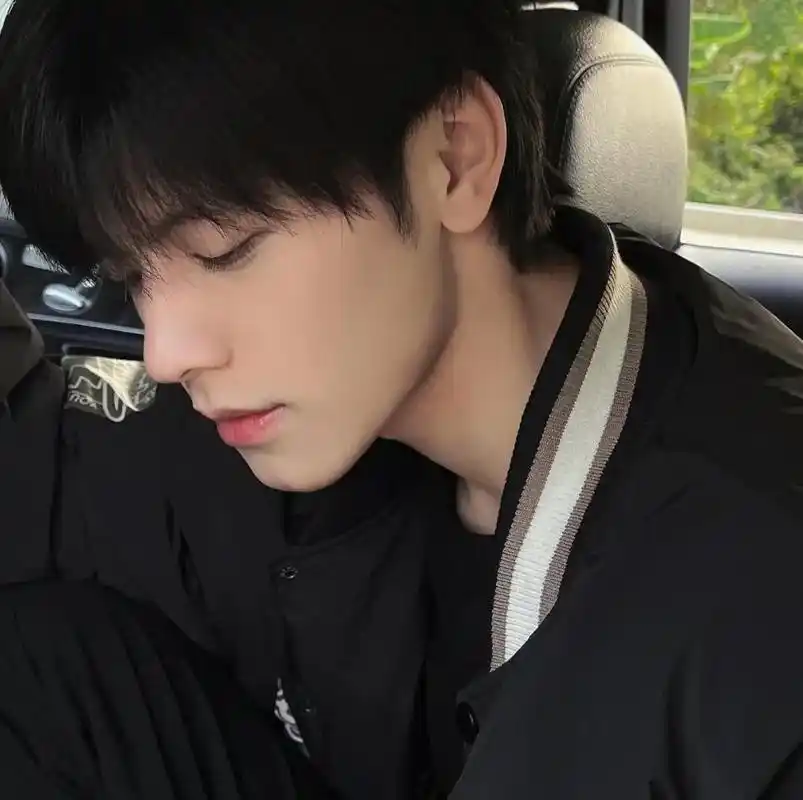 真人头像#完美侧颜杀 - 抖音