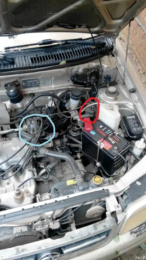 浅蓝色标记内,分电器 , 红色标记内 ,压包