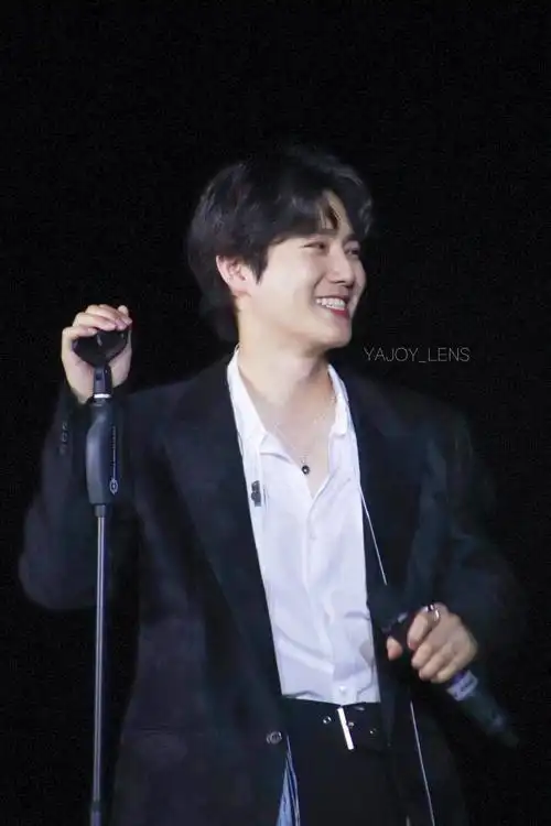 金俊勉solo2#kjm#金俊勉帅气满分#220528 迪拜迷