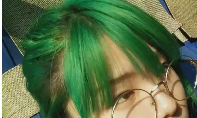 染绿色头发需要漂吗