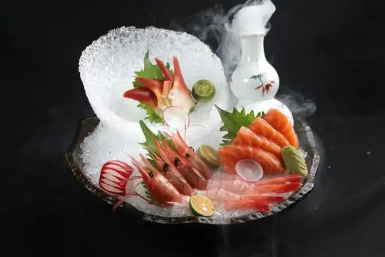 刺身三拼图片