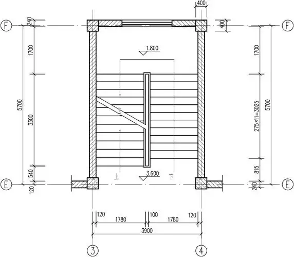 某中学教学楼楼梯平面图如图所示,下列内容符合规范要求的是.