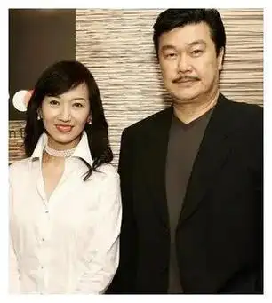 婚姻|娱乐圈|黄锦燊|黄汉伟_网易订阅