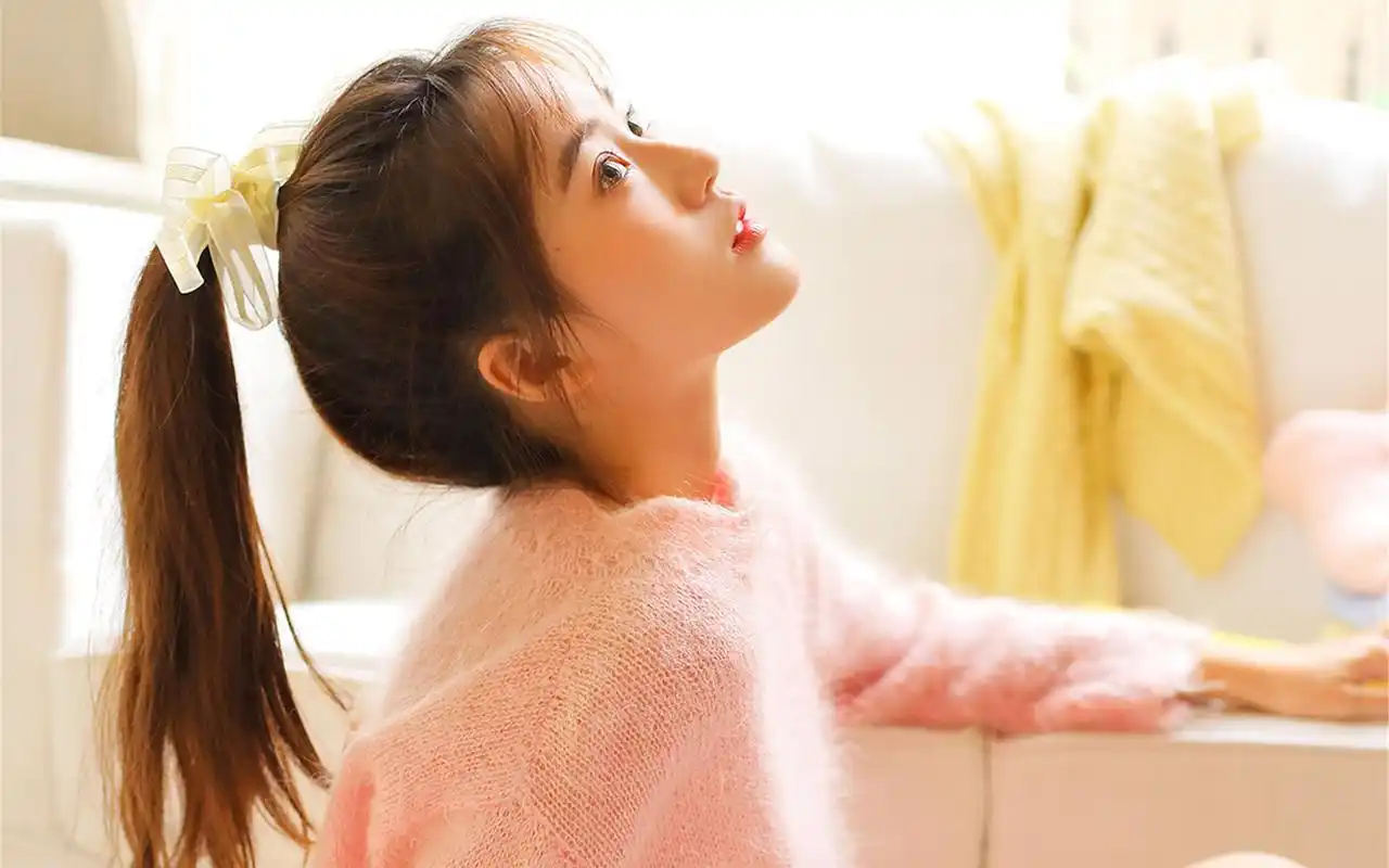 清纯甜美女生写真图片桌面壁纸-美女壁纸-壁纸下载-美桌网