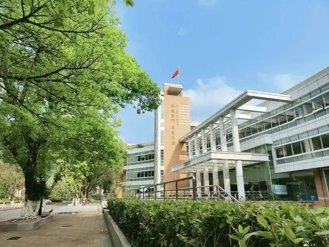 广外_白云_建筑