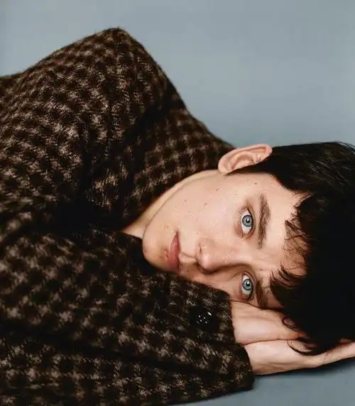 英国十大90后男明星,高颜值好身材好演技,英伦风更显男人风范