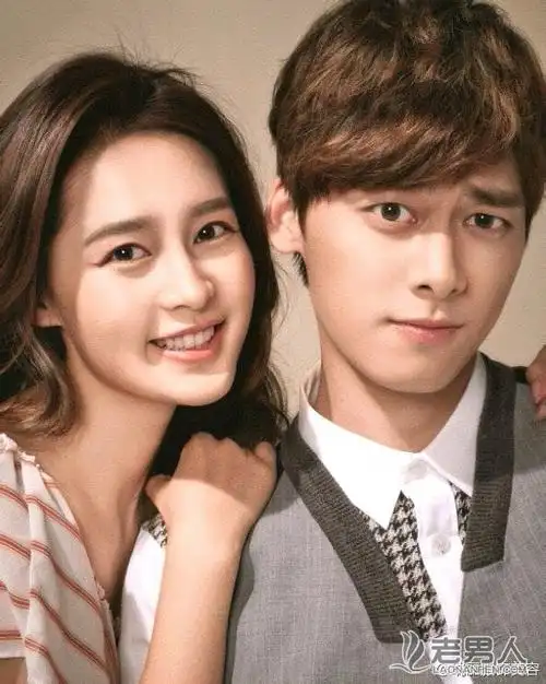 图:李易峰李多海合照图:李易峰吴昕合照关于李易峰女友大盘点李易峰