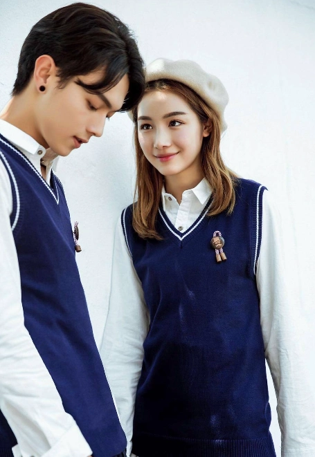 张楠原名张南,她和许凯在一起的时候只有18.